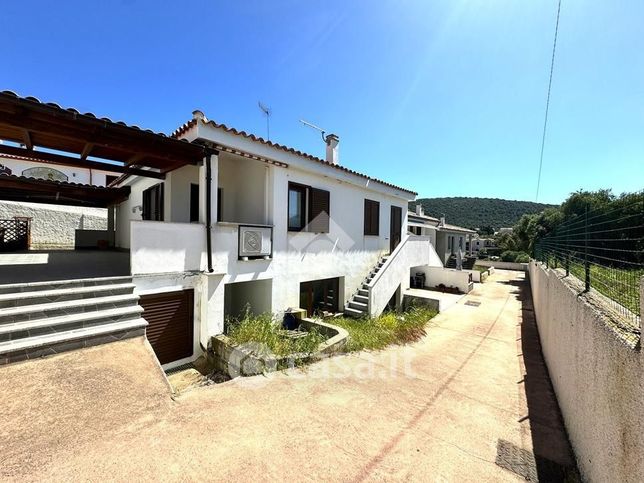 Appartamento in residenziale in Via Agamennone 92