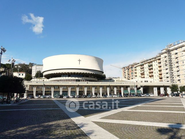 Garage/posto auto in residenziale in Piazza Europa