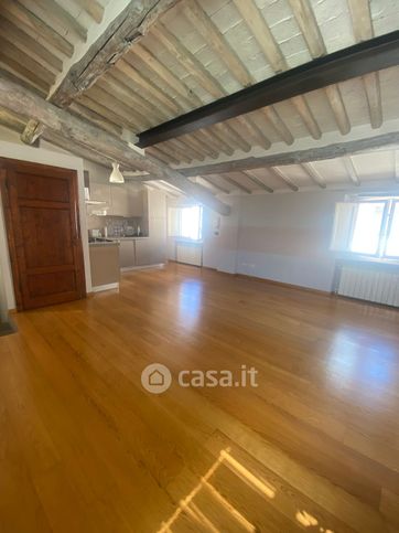 Appartamento in residenziale in Piazza San Pietro Somaldi