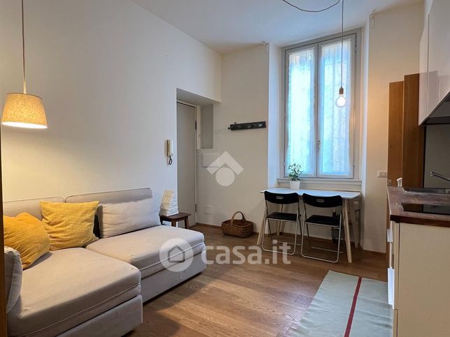 Appartamento in residenziale in Via Vittorio Alfieri 11