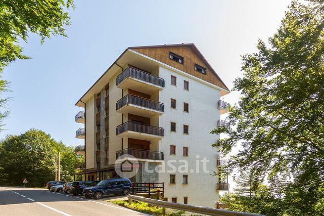Appartamento in residenziale in Via Cave 580