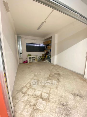 Box/posto auto in residenziale in Via Trinità