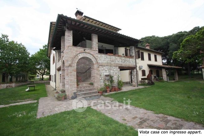 Villa in residenziale in Via della Colonnetta 71