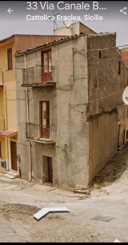 Casa indipendente in residenziale in Via Canale Botteghelle 33