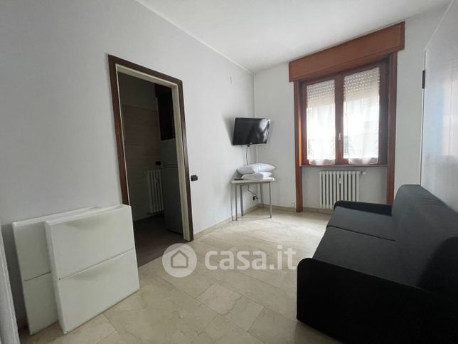 Appartamento in residenziale in Via Lorenzo Bartolini 15