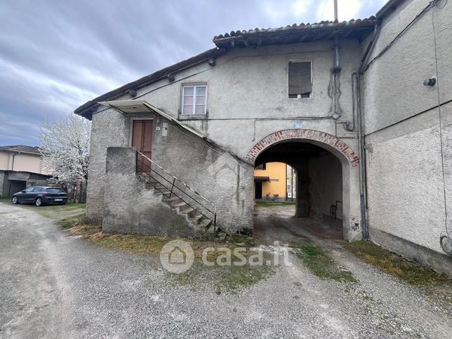 Rustico/casale in residenziale in Via Italia 43