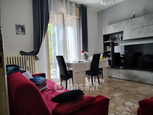 Appartamento in residenziale in Via Statale 143