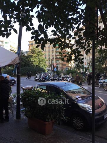 Attivitã /licenza (con o senza mura) in commerciale in Via Tino di Camaino