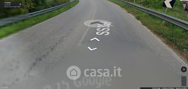 Terreno agricolo in commerciale in Viale Ticino