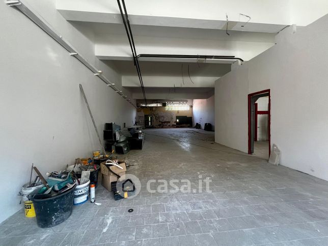 Capannone in commerciale in Via Giovanni Pieraccioli