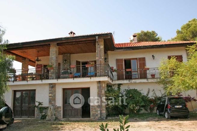 Villa in residenziale in Via Nappio