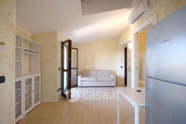 Appartamento in residenziale in Via Nicola Piccinni 5