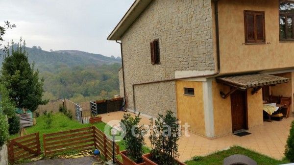 Villetta a schiera in residenziale in Viale Antonio Gramsci 32  B
