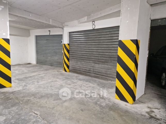 Garage/posto auto in residenziale in Corso Europa