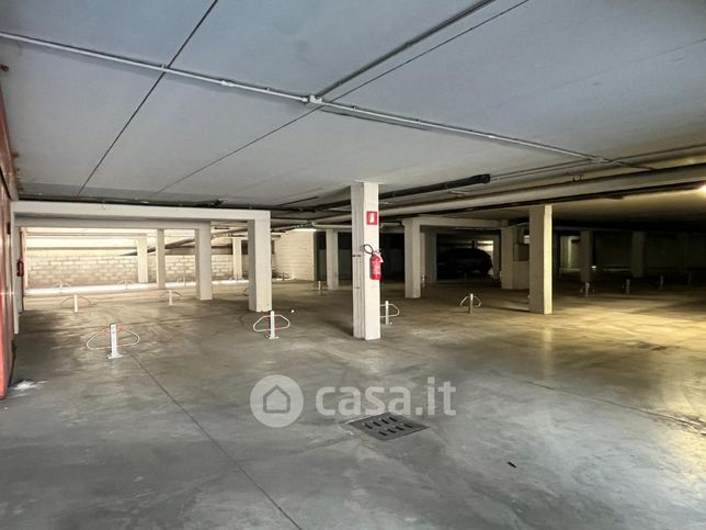 Box/posto auto in residenziale in Via Bernardino Zacchetti 42124