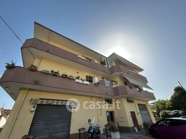 Appartamento in residenziale in Via Lago Maggiore 9