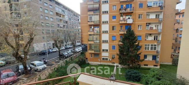 Appartamento in residenziale in Via Rosa Raimondi Garibaldi 50