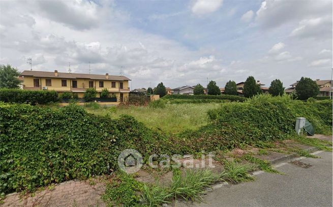 Terreno edificabile in residenziale in Via Cizzago