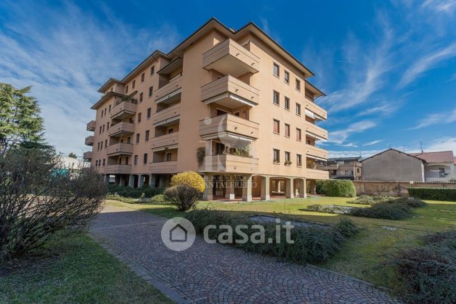 Attico/mansarda in residenziale in Via LibertÃ  9