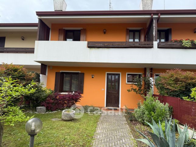 Villetta a schiera in residenziale in Via Giovanni da Udine