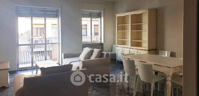 Appartamento in residenziale in Via Lucania