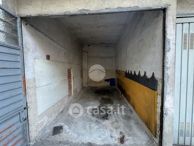 Garage/posto auto in residenziale in Via Caprie 24