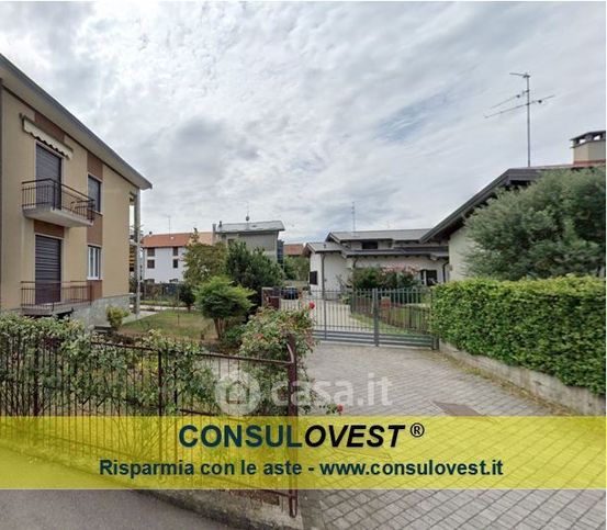 Villetta a schiera in residenziale in Via Quattro Novembre 15