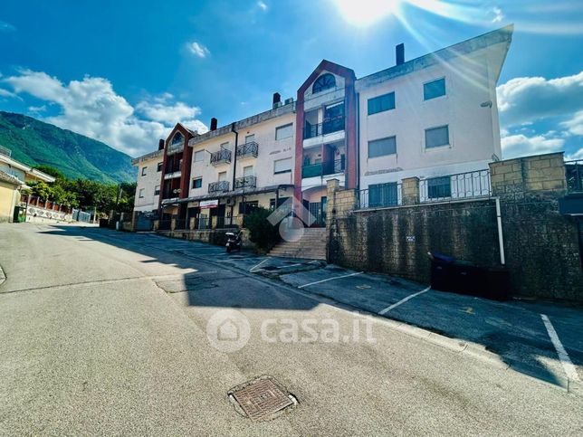 Appartamento in residenziale in Piazza Rocco Galdieri 34