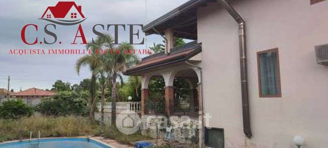 Villa in residenziale in 