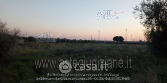 Terreno agricolo in commerciale in 