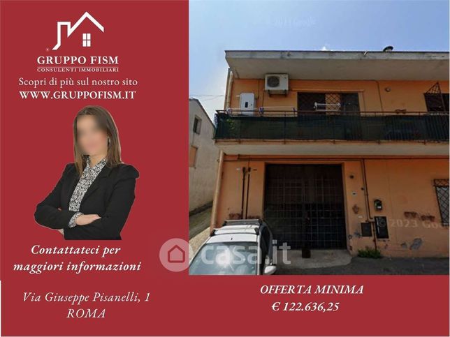 Box/posto auto in residenziale in Via Madonna Due Ponti 26