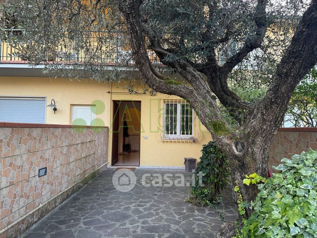 Villetta a schiera in residenziale in Via di Tempagnano