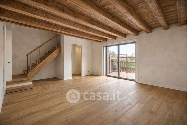 Appartamento in residenziale in Via Dotti