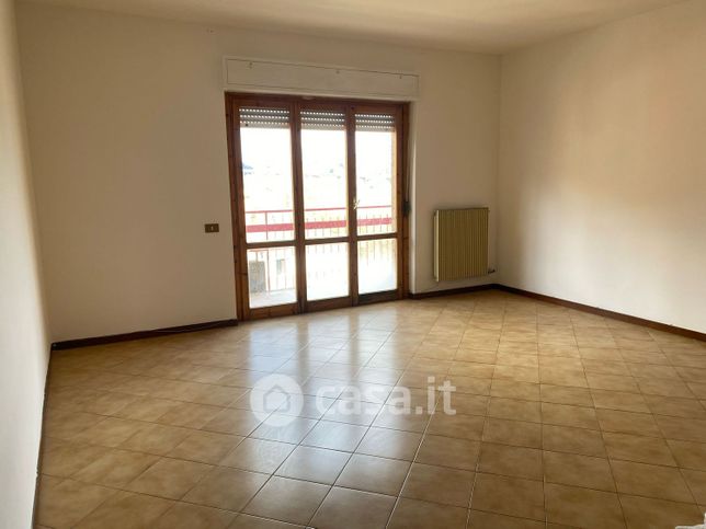 Appartamento in residenziale in Via Camerano 19 B