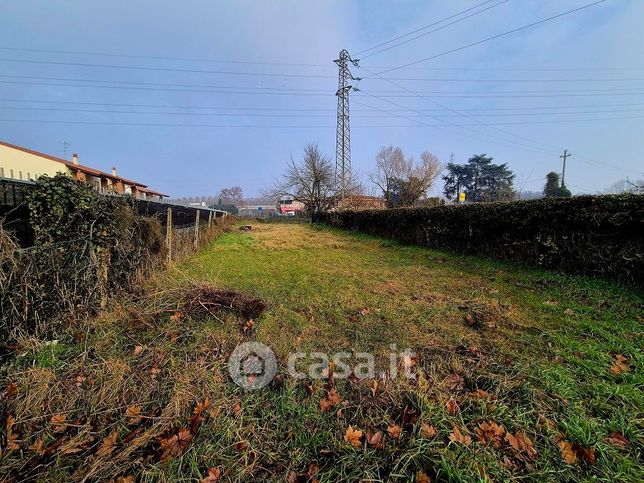 Terreno edificabile in residenziale in Via Francesco Bonvicini