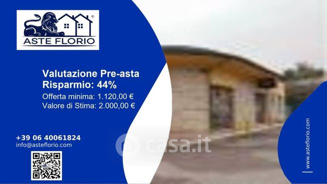 Box/posto auto in residenziale in Via Bertella 54