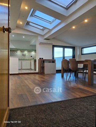 Attico/mansarda in residenziale in Viale Alexander Fleming 20 b