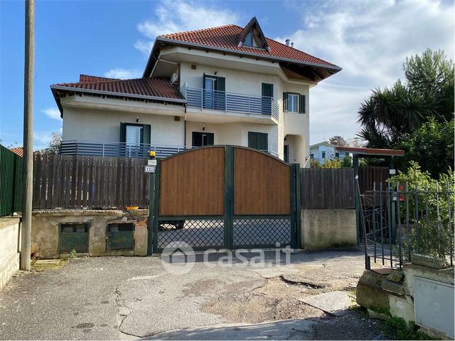 Villa in residenziale in Via Vicinale Festinese