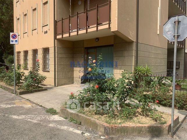 Ufficio in commerciale in Via J.Kennedy 25
