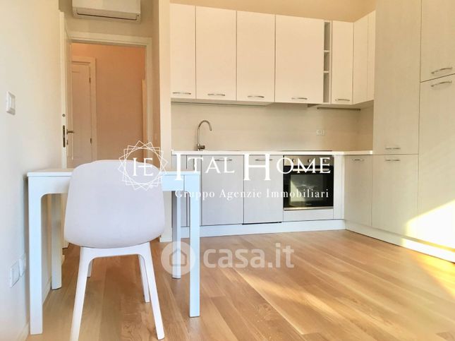 Appartamento in residenziale in Via Domodossola