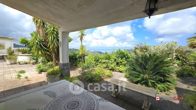 Villa in residenziale in Località Portella di Castanea