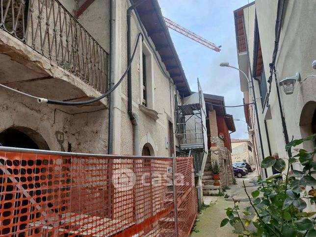 Casa indipendente in residenziale in Via dei Mori 12