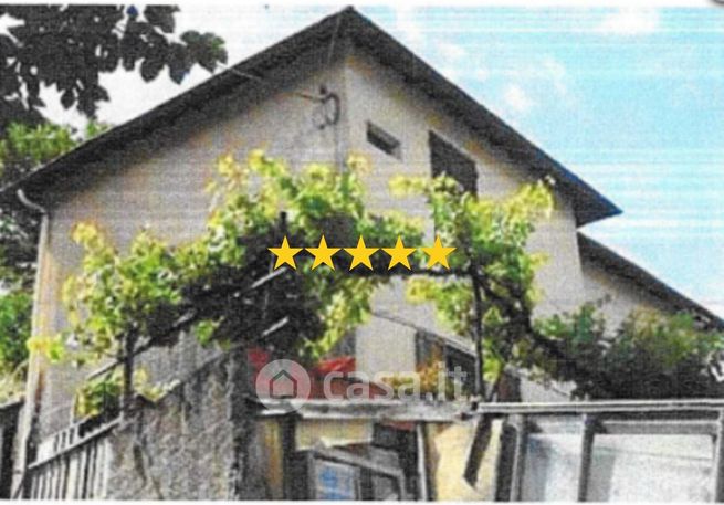 Appartamento in residenziale in Via Val D'Olivi