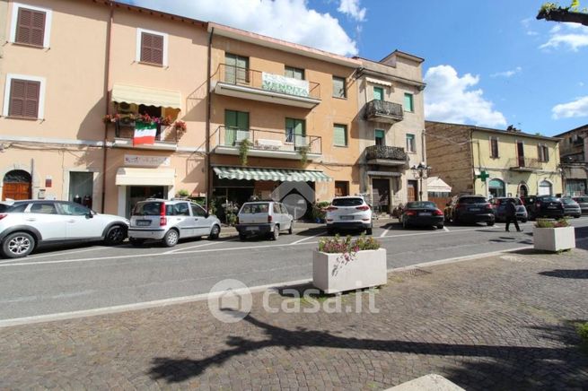 Appartamento in residenziale in Viale Umberto I