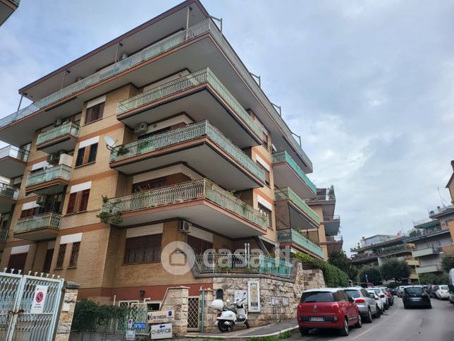 Appartamento in residenziale in Via Francesco D'Ovidio