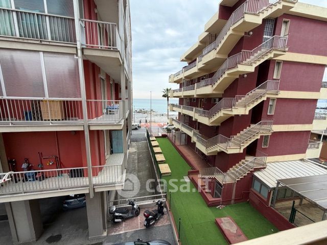Appartamento in residenziale in Via Asse