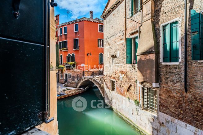 Appartamento in residenziale in Calle dei Boteri