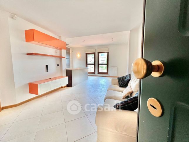 Appartamento in residenziale in Strada di Marciano 27 /A