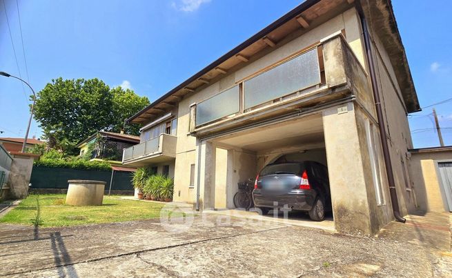 Casa indipendente in residenziale in Via Principe Umberto