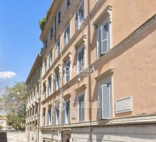 Appartamento in residenziale in Via della Mola Dei Fiorentini